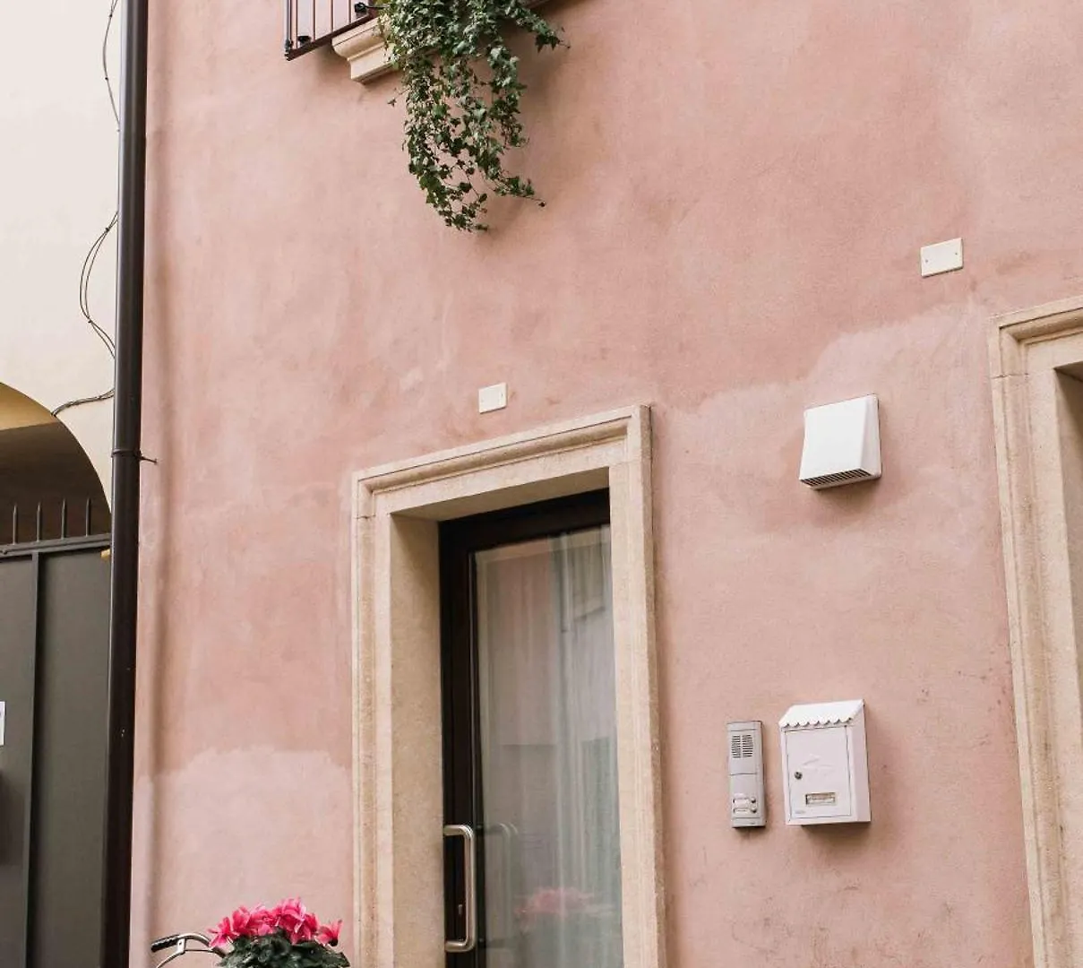 Apartment Gomes Comfort House Valeggio sul Mincio Italy