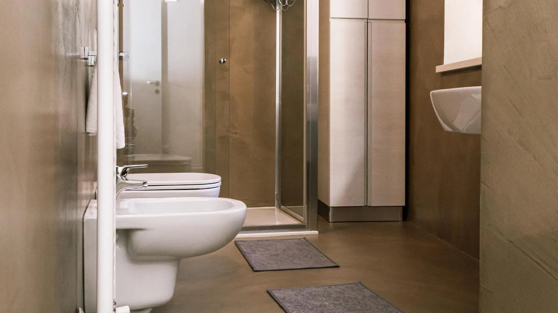Gomes Comfort House Valeggio sul Mincio Italy