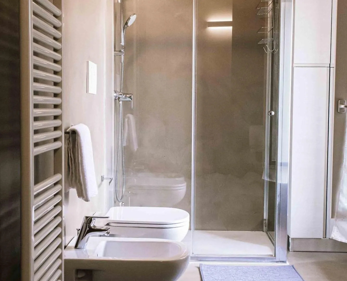 Gomes Comfort House Valeggio sul Mincio 0*,  Italia